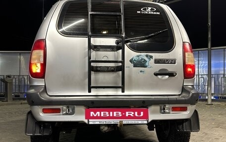 Chevrolet Niva I рестайлинг, 2005 год, 345 000 рублей, 3 фотография