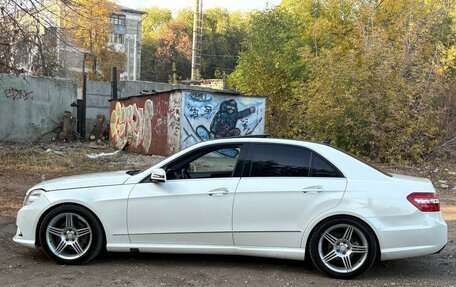 Mercedes-Benz E-Класс, 2011 год, 1 350 000 рублей, 3 фотография