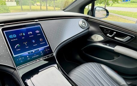 Mercedes-Benz EQS, 2022 год, 7 990 000 рублей, 34 фотография