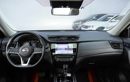 Nissan X-Trail, 2022 год, 2 300 000 рублей, 9 фотография