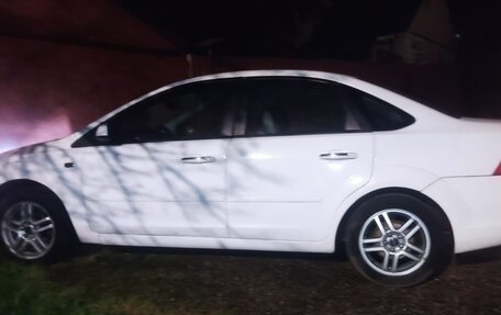 Ford Focus II рестайлинг, 2007 год, 400 000 рублей, 3 фотография