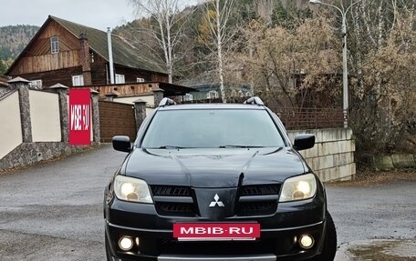 Mitsubishi Outlander III рестайлинг 3, 2007 год, 900 000 рублей, 5 фотография