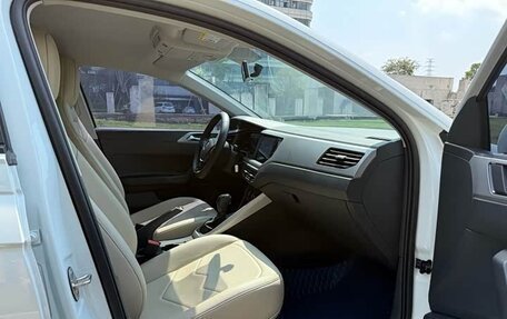 Volkswagen Polo, 2022 год, 1 400 000 рублей, 16 фотография