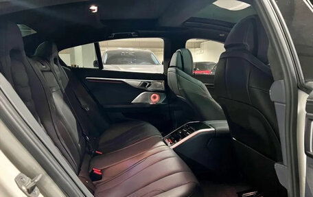 BMW 8 серия, 2024 год, 10 291 027 рублей, 15 фотография