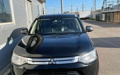 Mitsubishi Outlander III рестайлинг 3, 2014 год, 1 900 000 рублей, 1 фотография