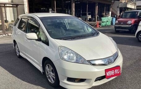 Honda Fit Shuttle I рестайлинг, 2014 год, 750 000 рублей, 3 фотография