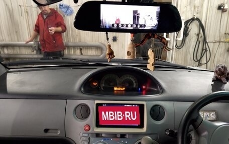 Toyota Sienta I, 2003 год, 550 000 рублей, 8 фотография