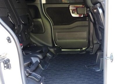 Honda N-BOX II, 2021 год, 775 000 рублей, 28 фотография