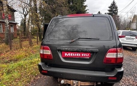 Toyota Land Cruiser 100 рестайлинг 2, 2005 год, 2 150 000 рублей, 4 фотография