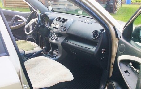 Toyota RAV4, 2007 год, 1 200 000 рублей, 6 фотография