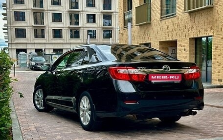 Toyota Camry, 2012 год, 1 830 000 рублей, 4 фотография