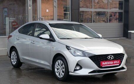 Hyundai Solaris II рестайлинг, 2020 год, 1 370 000 рублей, 3 фотография