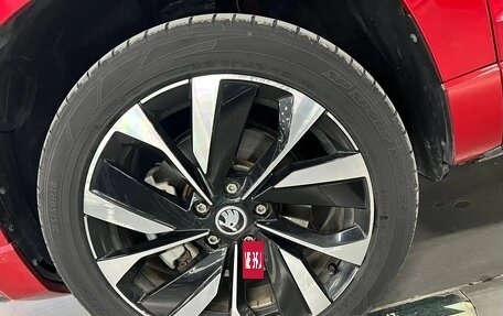 Skoda Karoq I, 2022 год, 2 250 000 рублей, 7 фотография