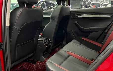 Skoda Karoq I, 2022 год, 2 250 000 рублей, 11 фотография