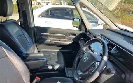 Honda Stepwgn IV, 2021 год, 2 075 000 рублей, 9 фотография