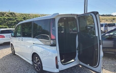 Honda Stepwgn IV, 2021 год, 2 075 000 рублей, 7 фотография