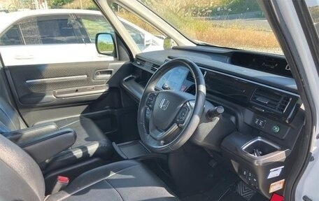 Honda Stepwgn IV, 2021 год, 2 075 000 рублей, 8 фотография