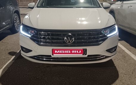 Volkswagen Jetta VII, 2021 год, 1 700 000 рублей, 2 фотография