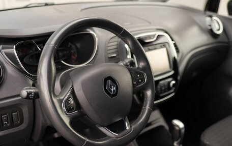 Renault Kaptur I рестайлинг, 2017 год, 1 200 000 рублей, 11 фотография