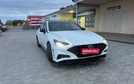 Hyundai Sonata VIII, 2019 год, 1 990 000 рублей, 3 фотография