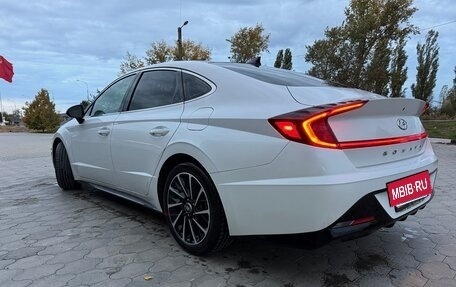 Hyundai Sonata VIII, 2019 год, 1 990 000 рублей, 7 фотография