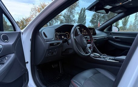 Hyundai Sonata VIII, 2019 год, 1 990 000 рублей, 9 фотография