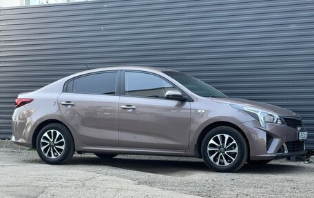 KIA Rio IV, 2021 год, 1 400 000 рублей, 2 фотография