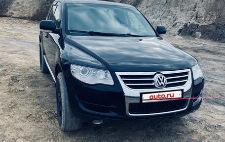 Volkswagen Touareg III, 2005 год, 1 100 000 рублей, 1 фотография