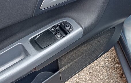 Volvo C30 I рестайлинг, 2008 год, 800 000 рублей, 16 фотография