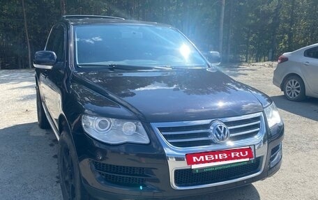 Volkswagen Touareg III, 2005 год, 1 100 000 рублей, 5 фотография