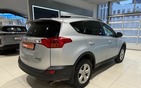 Toyota RAV4, 2013 год, 2 099 000 рублей, 6 фотография