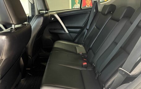 Toyota RAV4, 2013 год, 2 099 000 рублей, 14 фотография