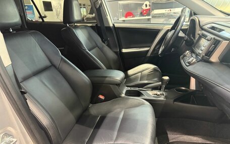 Toyota RAV4, 2013 год, 2 099 000 рублей, 20 фотография