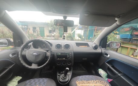 Ford Fiesta, 2005 год, 350 000 рублей, 7 фотография