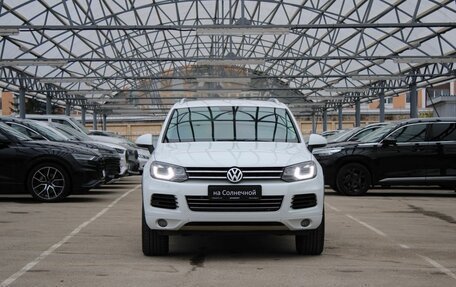 Volkswagen Touareg III, 2013 год, 1 900 000 рублей, 2 фотография