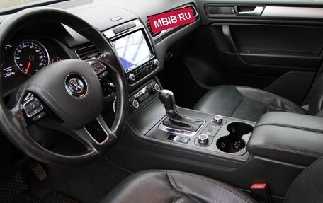 Volkswagen Touareg III, 2013 год, 1 900 000 рублей, 11 фотография