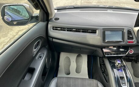 Honda Vezel, 2014 год, 1 599 000 рублей, 17 фотография