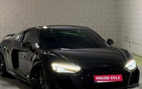 Audi R8, 2021 год, 11 900 777 рублей, 5 фотография