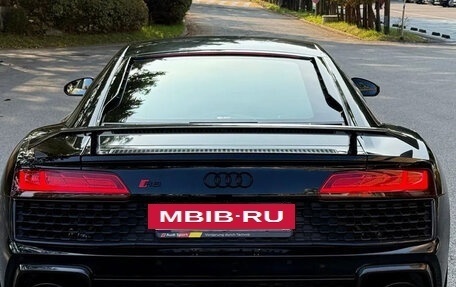 Audi R8, 2021 год, 11 900 777 рублей, 4 фотография