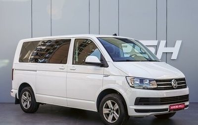 Volkswagen Caravelle T6 рестайлинг, 2019 год, 3 585 000 рублей, 1 фотография
