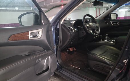 Nissan Pathfinder, 2015 год, 1 980 000 рублей, 9 фотография