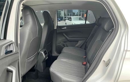 Volkswagen T-Cross I, 2022 год, 1 790 000 рублей, 10 фотография