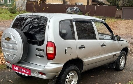 Chevrolet Niva I рестайлинг, 2004 год, 228 000 рублей, 6 фотография