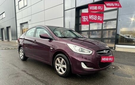Hyundai Solaris II рестайлинг, 2013 год, 619 000 рублей, 3 фотография