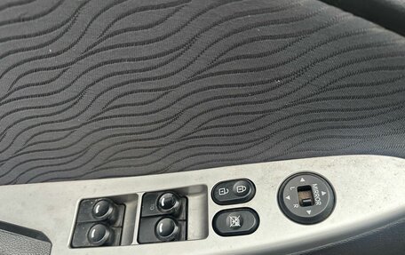 Hyundai Solaris II рестайлинг, 2013 год, 619 000 рублей, 13 фотография