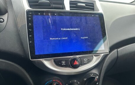 Hyundai Solaris II рестайлинг, 2013 год, 619 000 рублей, 10 фотография