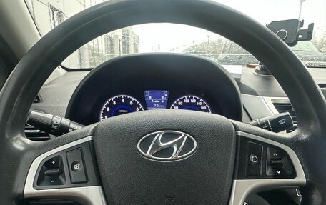 Hyundai Solaris II рестайлинг, 2013 год, 619 000 рублей, 9 фотография