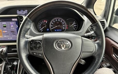 Toyota Esquire I, 2021 год, 2 100 000 рублей, 12 фотография