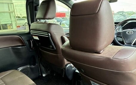 Toyota Esquire I, 2021 год, 2 100 000 рублей, 26 фотография