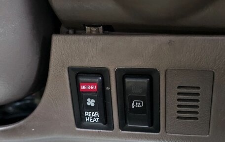 Toyota Land Cruiser Prado 90 рестайлинг, 2001 год, 1 589 000 рублей, 26 фотография